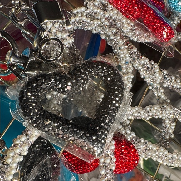 bougie gifts, phone wristlet keychain / purse charms - Picture 6 of 7